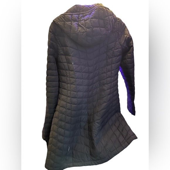 North Face Jacket Thermoball Quilted Parka - Picture 4 of 4
